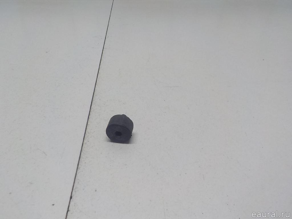 Отбойник капота