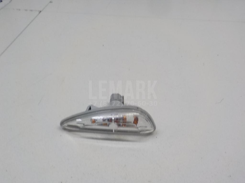 Повторитель на крыло правый 923022S000 Hyundai-Kia