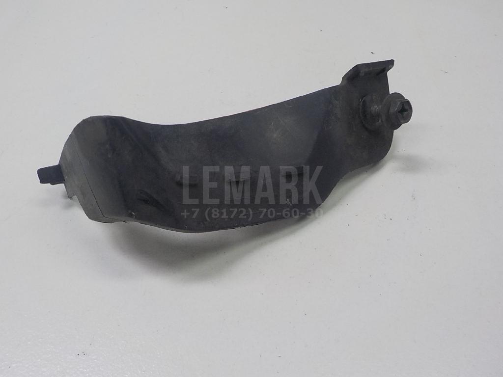 Кронштейн заднего бампера 5215160150 Toyota