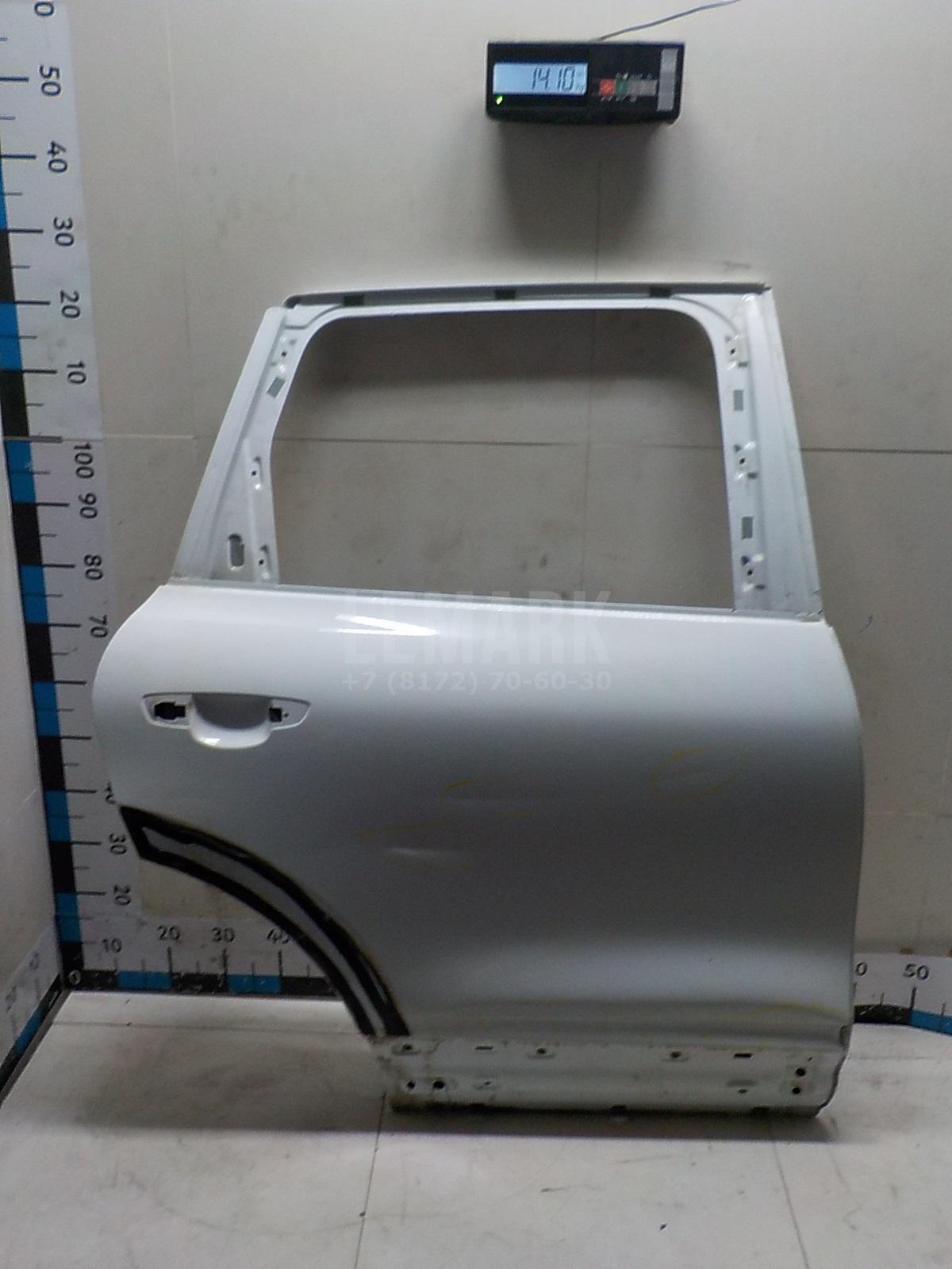 Дверь задняя правая 7P0833056 VAG