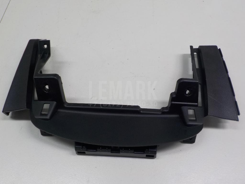 Накладка (кузов внутри) 847613U000WK Hyundai-Kia