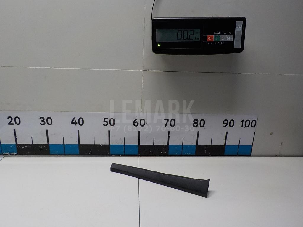 Обшивка стойки 7P0868237A82V VAG