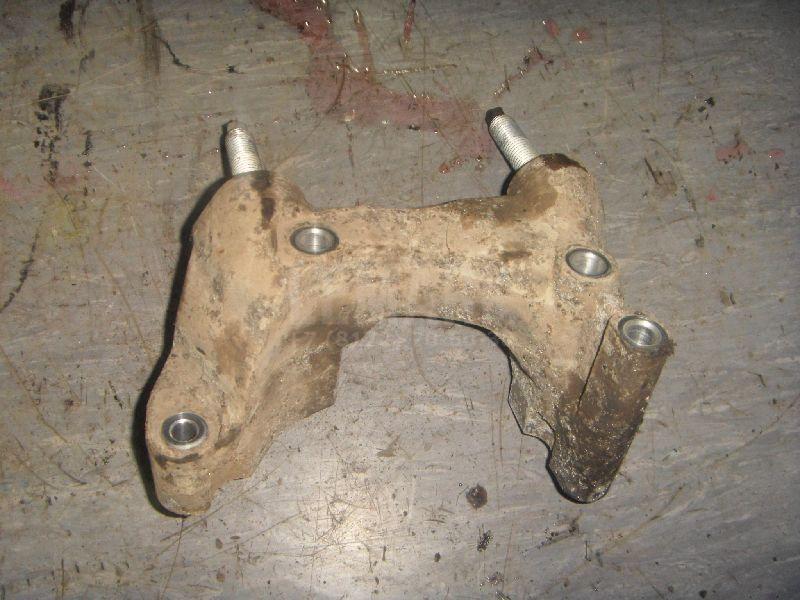 Кронштейн опоры двигателя 6G9Q6030AA Ford