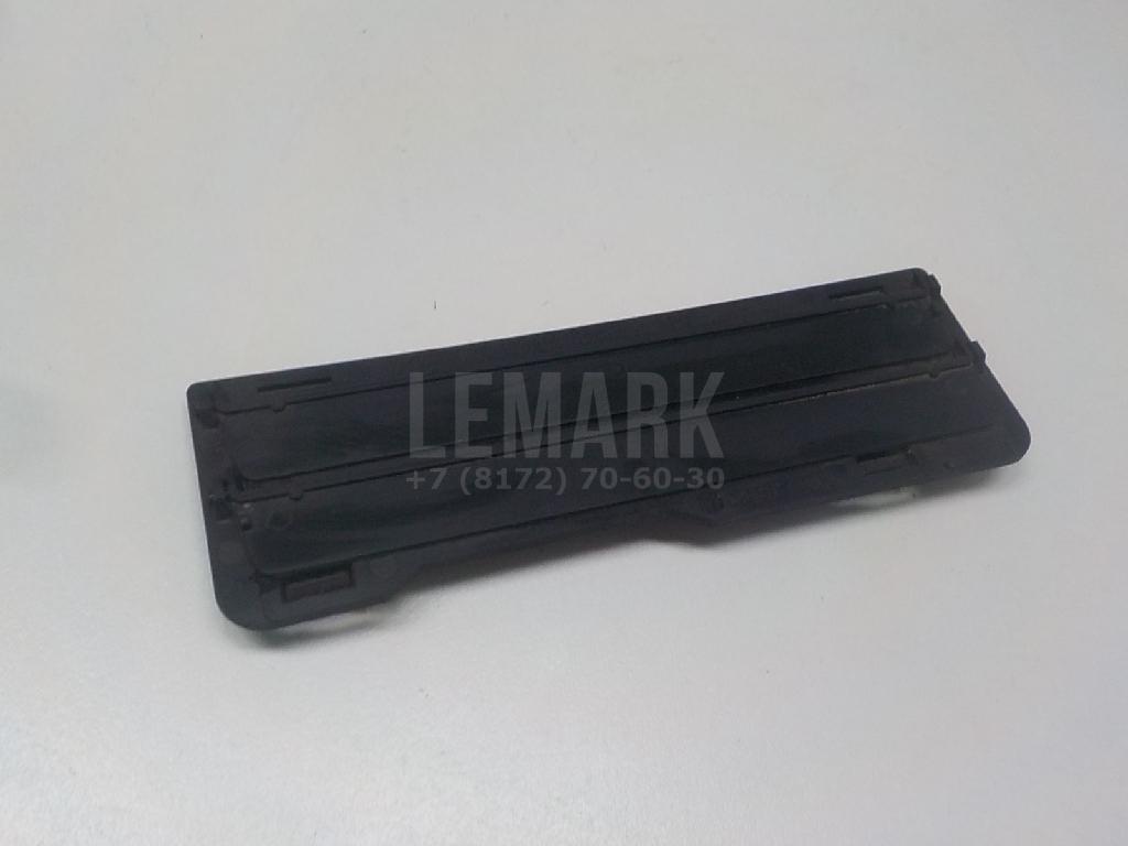 Решетка вентиляционная 8D0121223 VAG