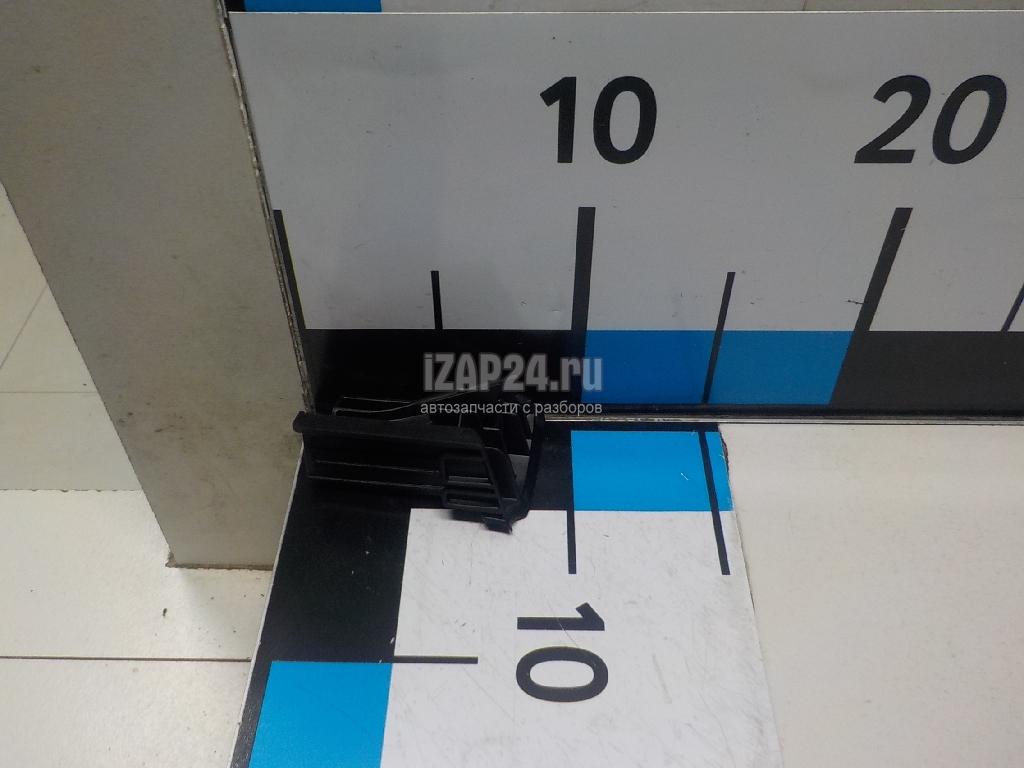 6819442010 Уплотнитель стекла двери Toyota RAV 4 2019