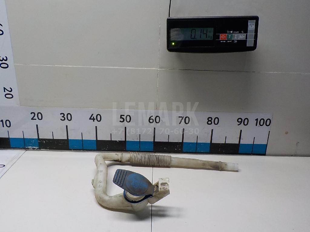 Горловина бачка омывателя 7P6955463 VAG