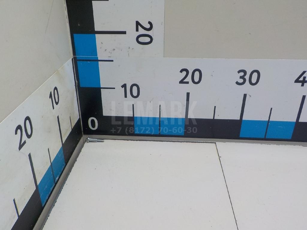 Винт 824732H010 Hyundai-Kia