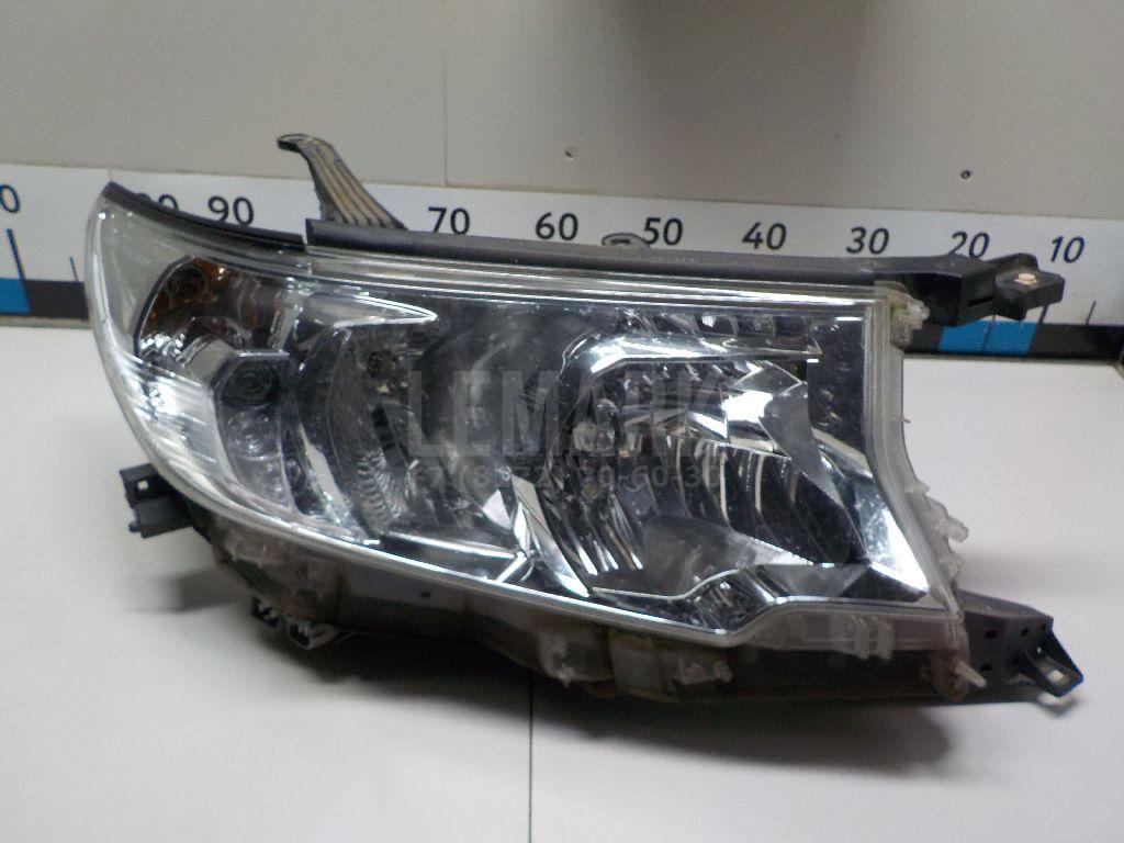 Фара правая 8113060M60 Toyota