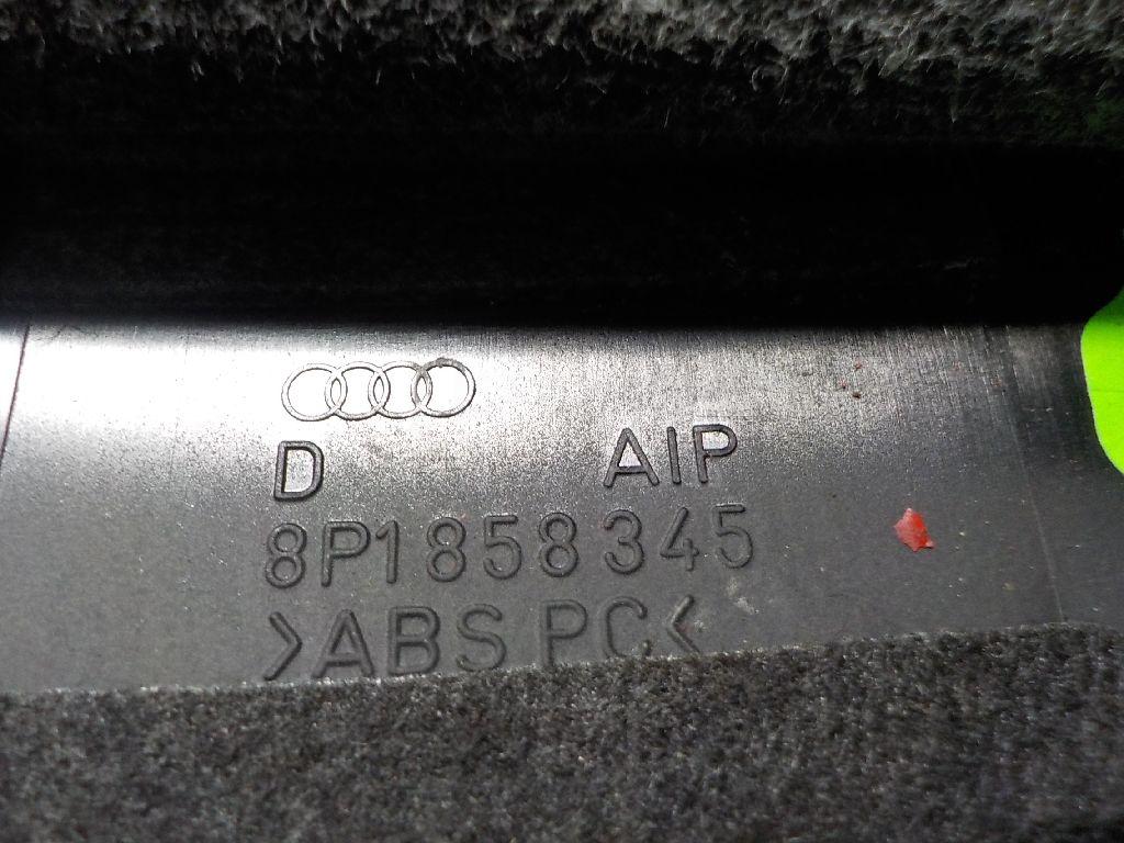 Кожух рулевой колонки верхний для  Audi