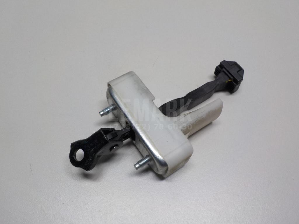 Ограничитель двери 6863060160 Toyota