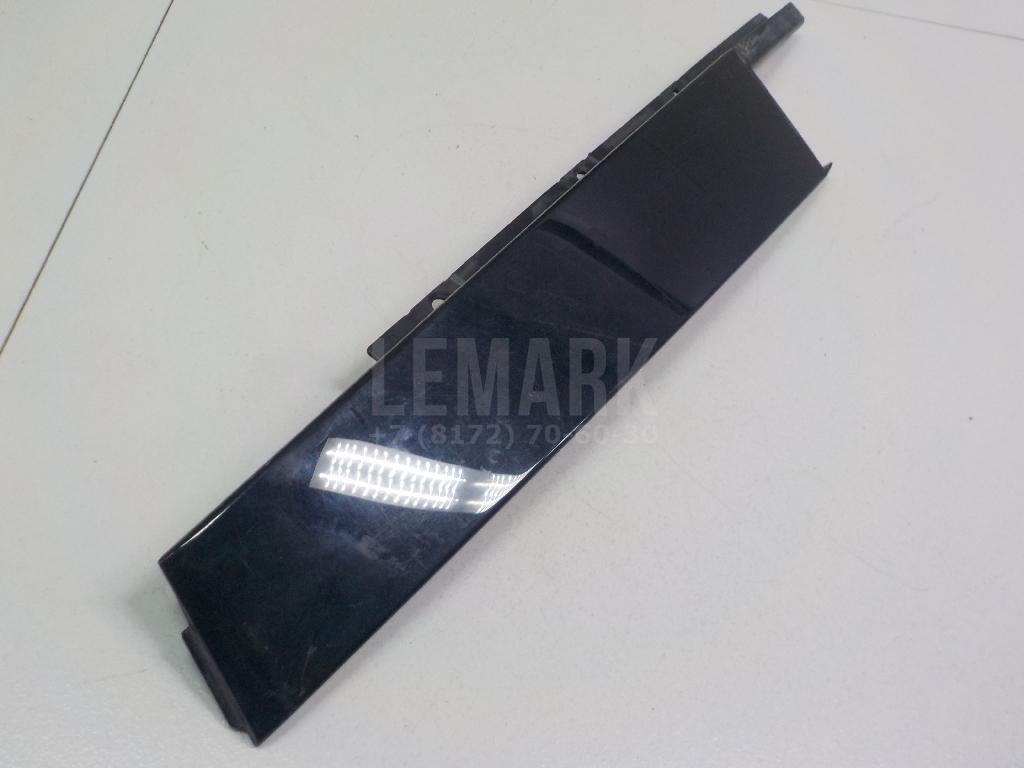 Накладка двери передней правой для  Ford Focus II 2005-2008