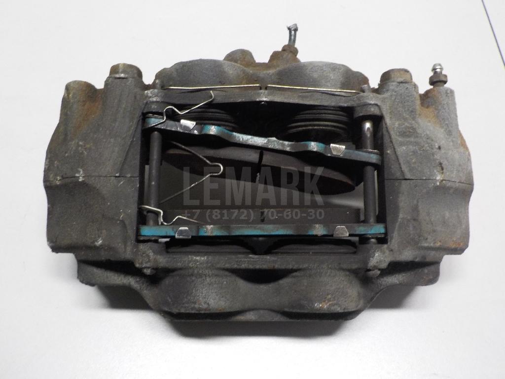 Суппорт тормозной передний правый 4773060350 Toyota