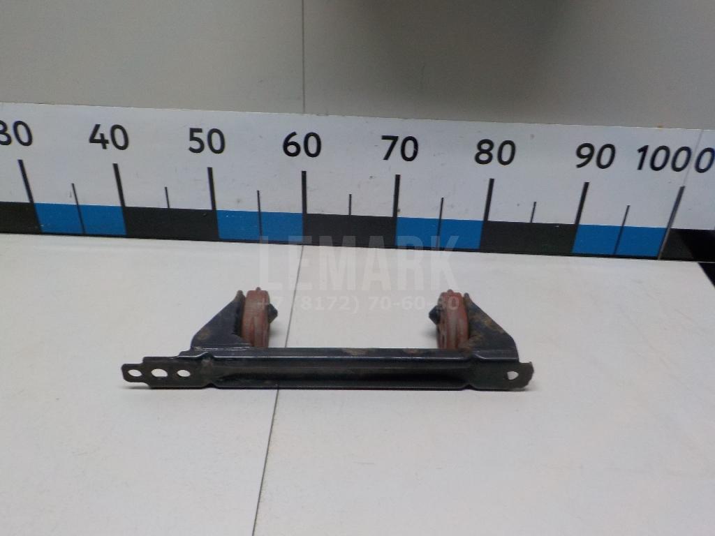 Кронштейн глушителя 1K0253144AP VAG