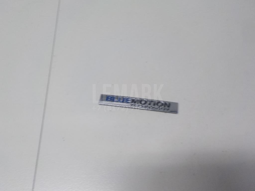 Эмблема 5K0853675BCWWS VAG