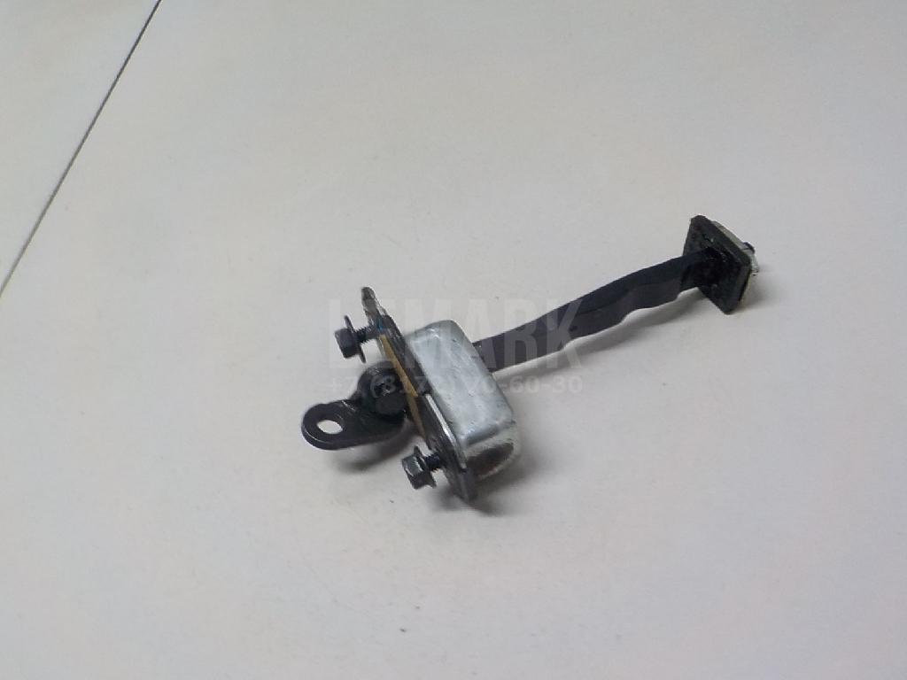 Ограничитель двери 794802Y000 Hyundai-Kia