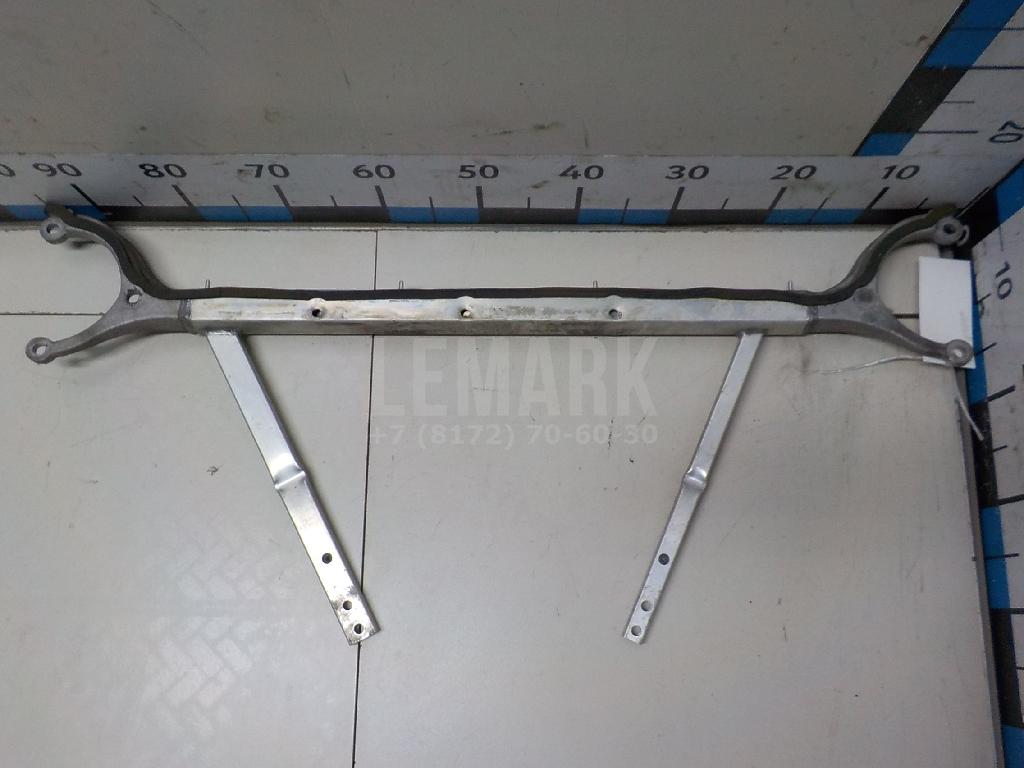Траверса рамы поперечная для  BMW X5 E53 2000-2007