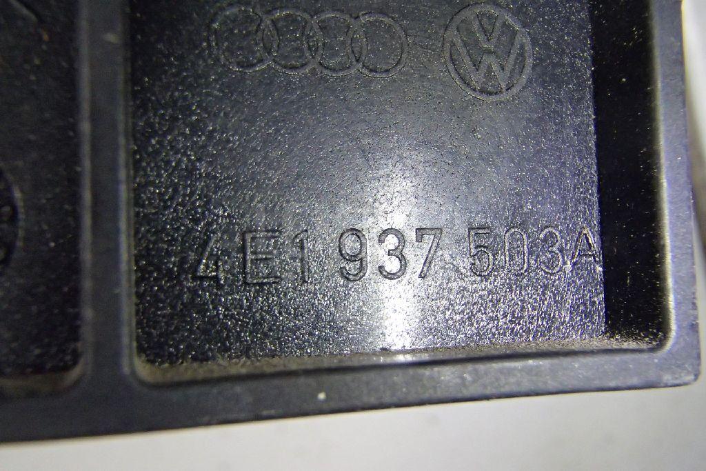 Блок предохранителей для  Audi 80/90 [B4] 1991-1995
