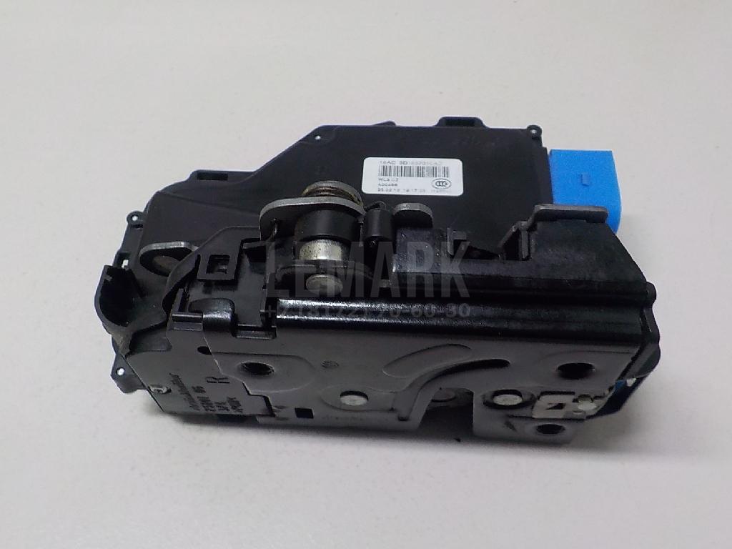 Замок двери передней правой 3D1837016AC VAG