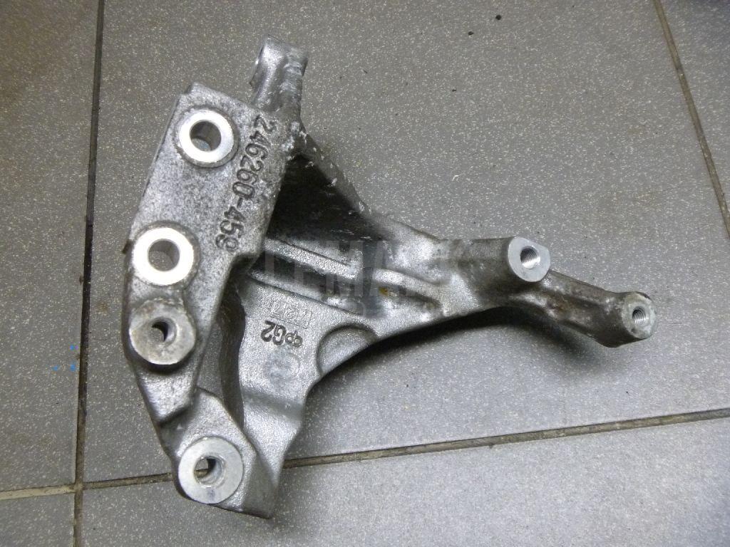 Кронштейн вспомогательных механизмов 8710135010 Toyota