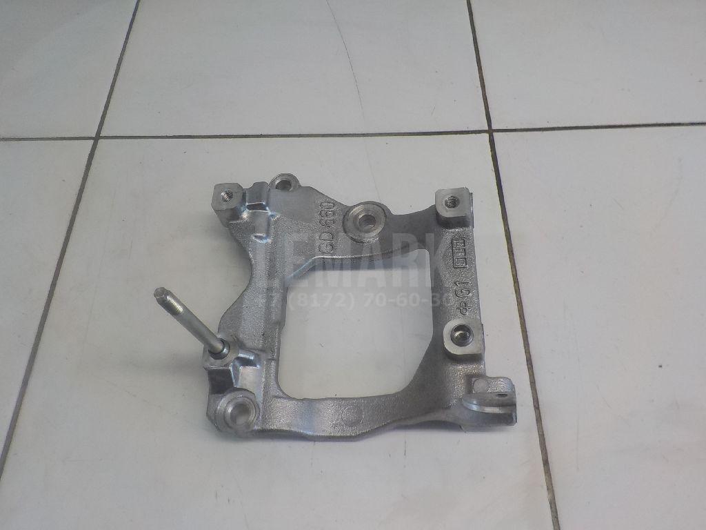 Кронштейн кондиционера 8843160330 Toyota