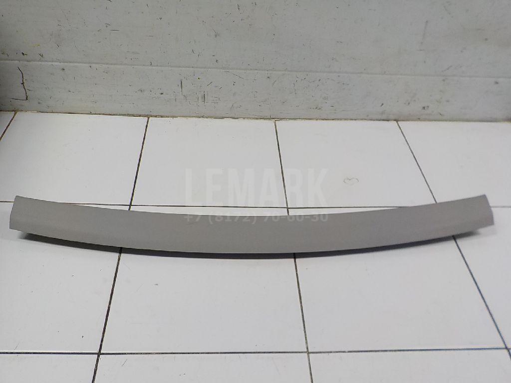 Обшивка двери багажника 817601H000ED Hyundai-Kia