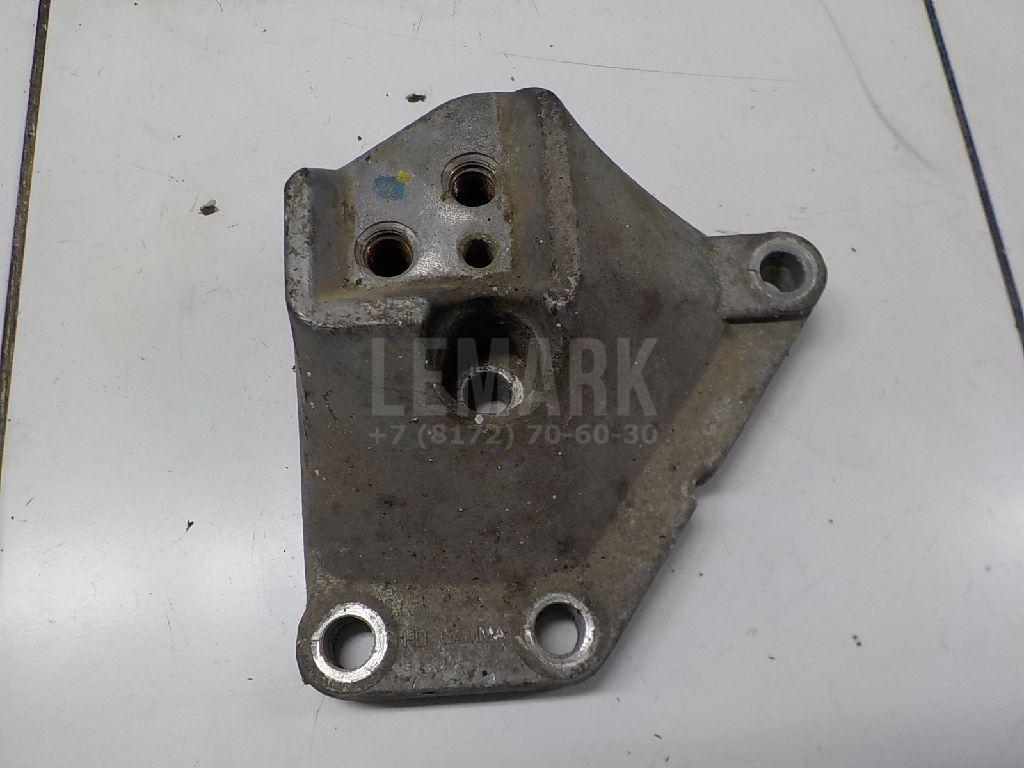 Кронштейн КПП 4521023010 Hyundai-Kia