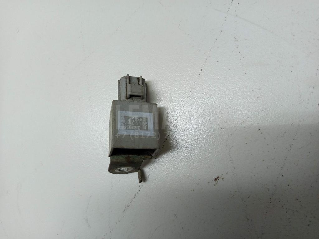Конденсатор 9098004195 Toyota