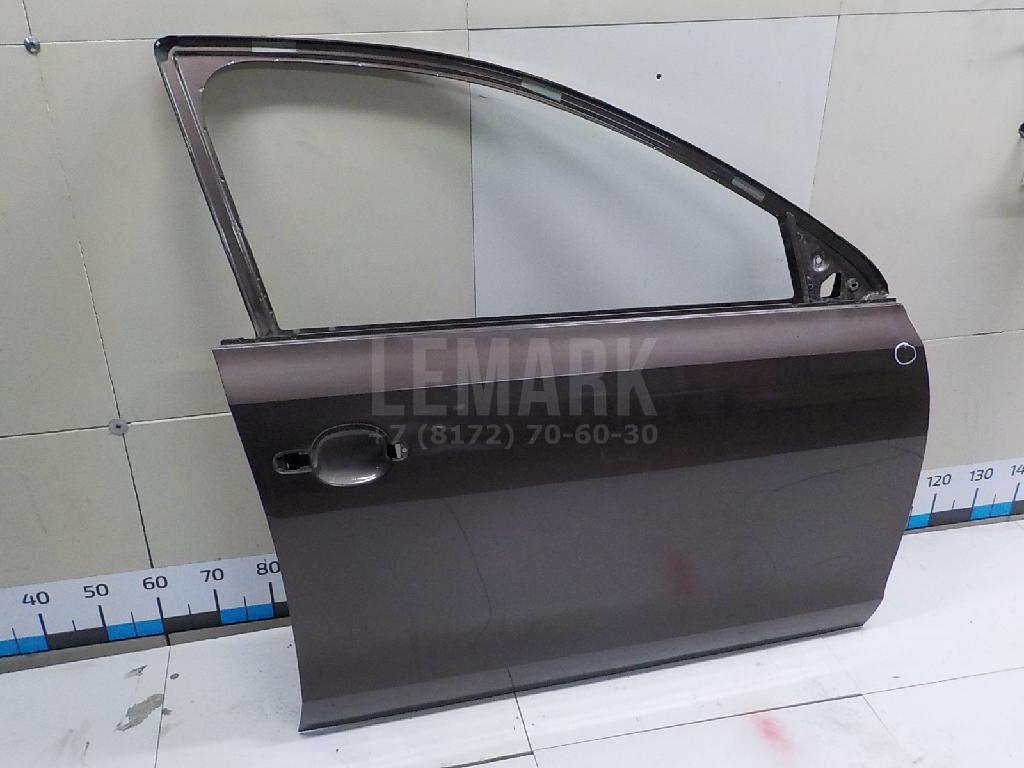 Дверь передняя правая 5C6831056E VAG