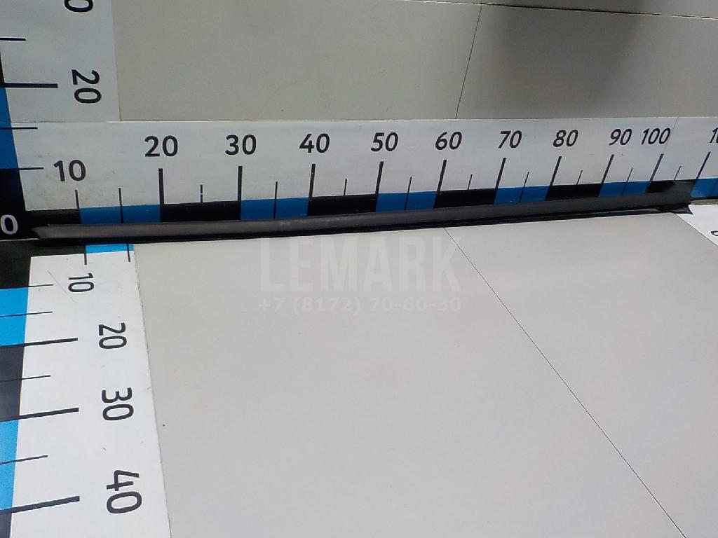Накладка стекла заднего правого 5C6839478A5AP VAG