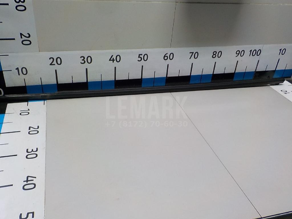 Накладка стекла переднего левого 5C68374775AP VAG