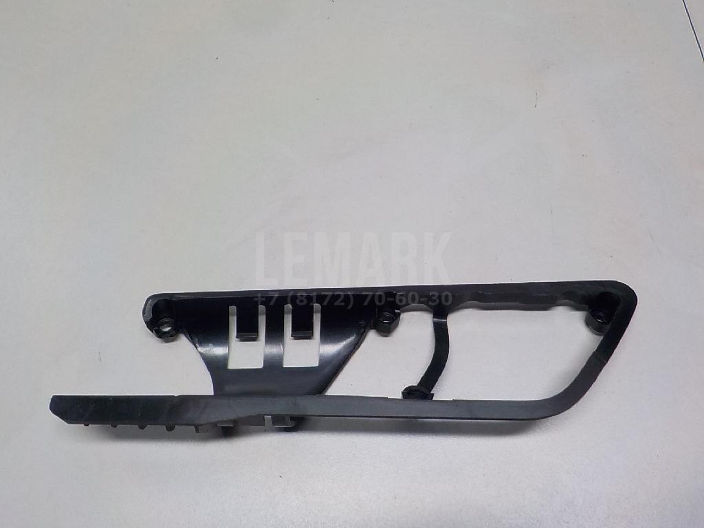 Кронштейн внутренней ручки 5C6837197A VAG