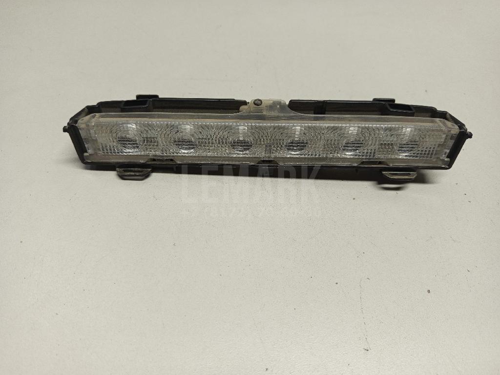 Фонарь задний (стоп сигнал) 6RU945087A VAG