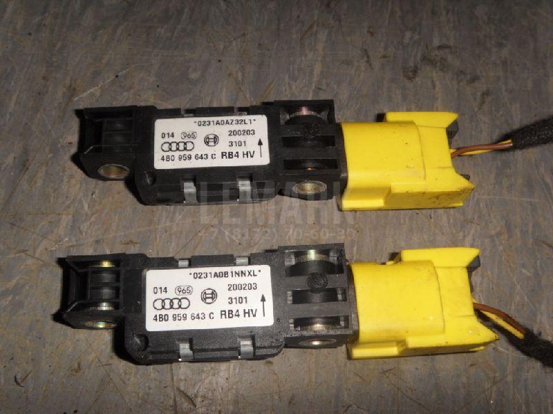 Датчик AIR BAG 4B0959643C VAG