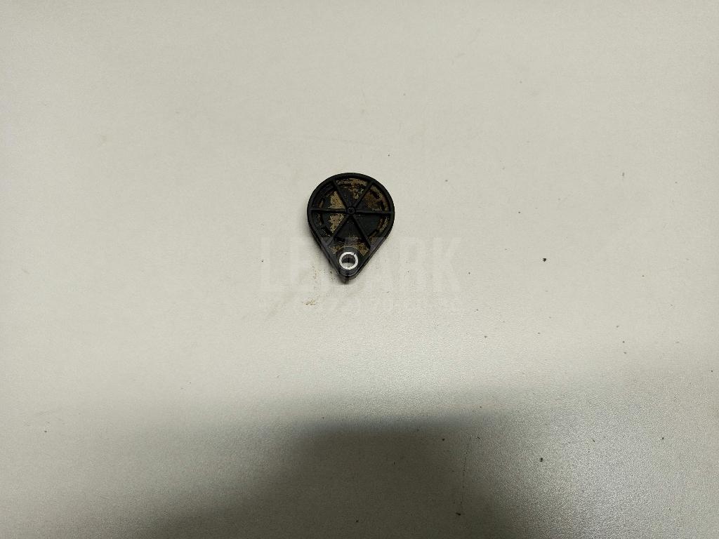Крышка распредвала 04C103335 VAG
