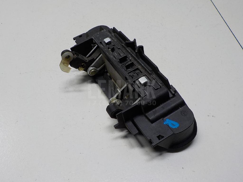 Ручка двери наружная правая для  BMW 1-serie E82/E88 2007-2013