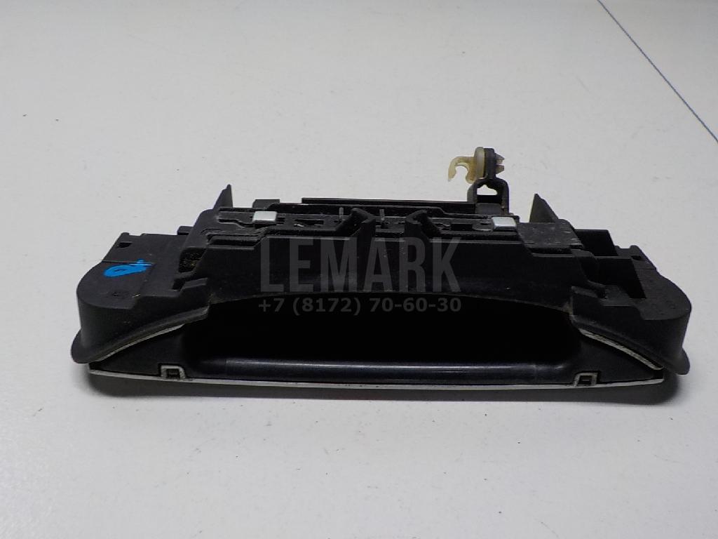 Ручка двери наружная правая для  BMW 1-serie E82/E88 2007-2013