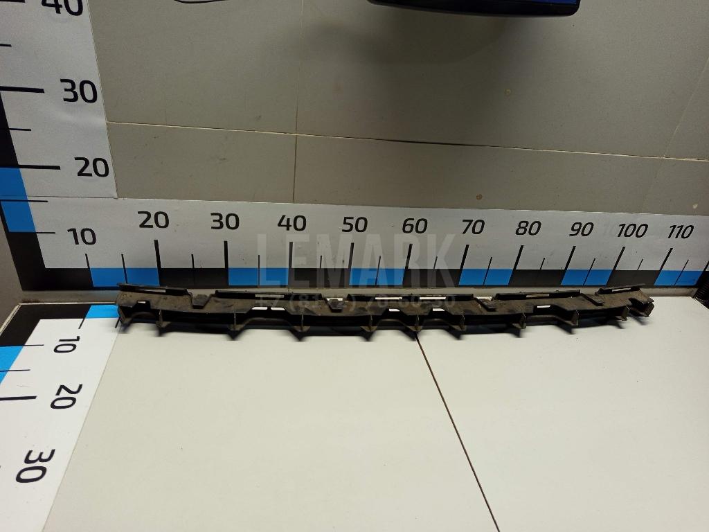Направляющая заднего бампера 1Z9807863 VAG