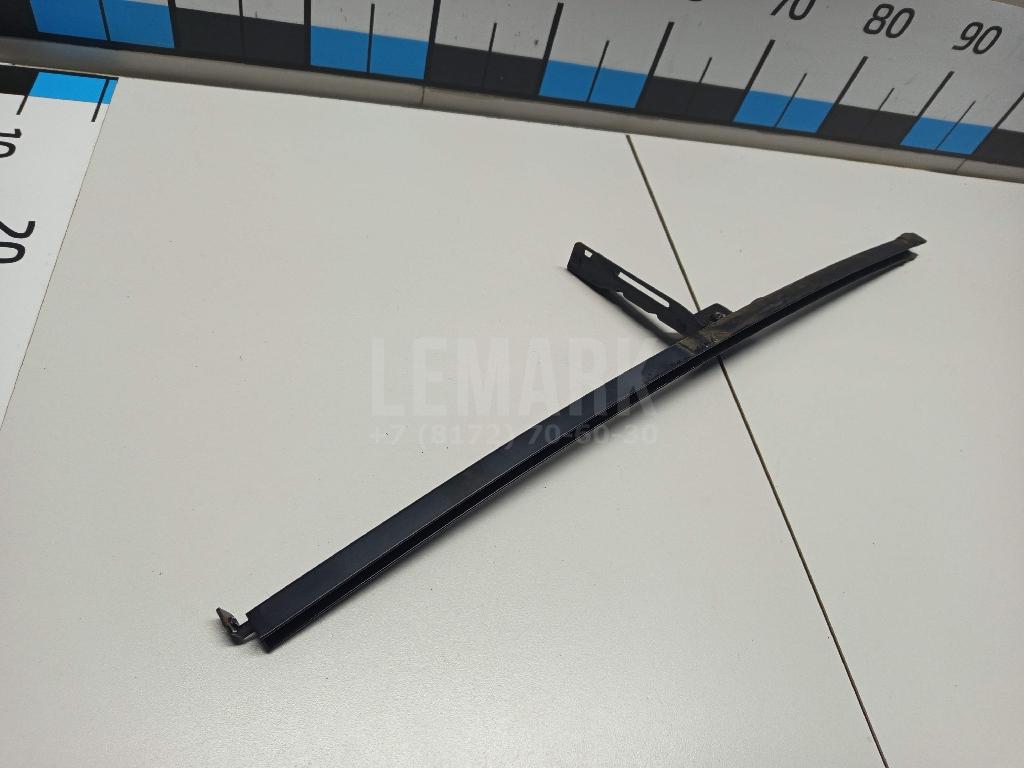 Направляющая стекла двери 835103W000 Hyundai-Kia