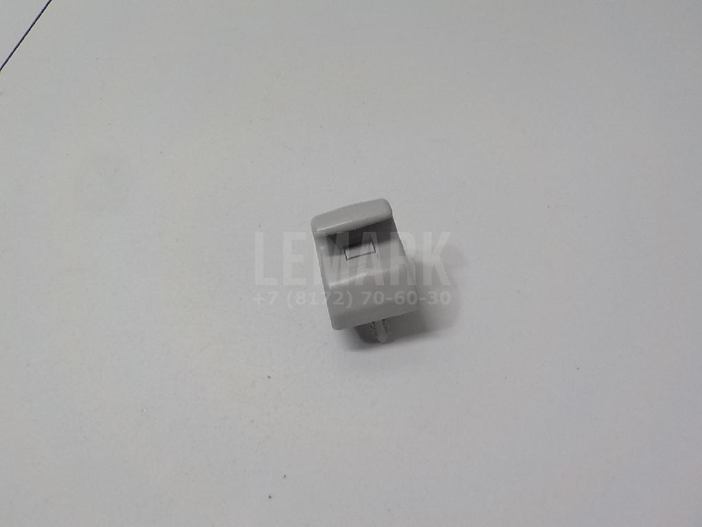 Крючок солнцезащитного козырька 8204121XKR02A Great Wall