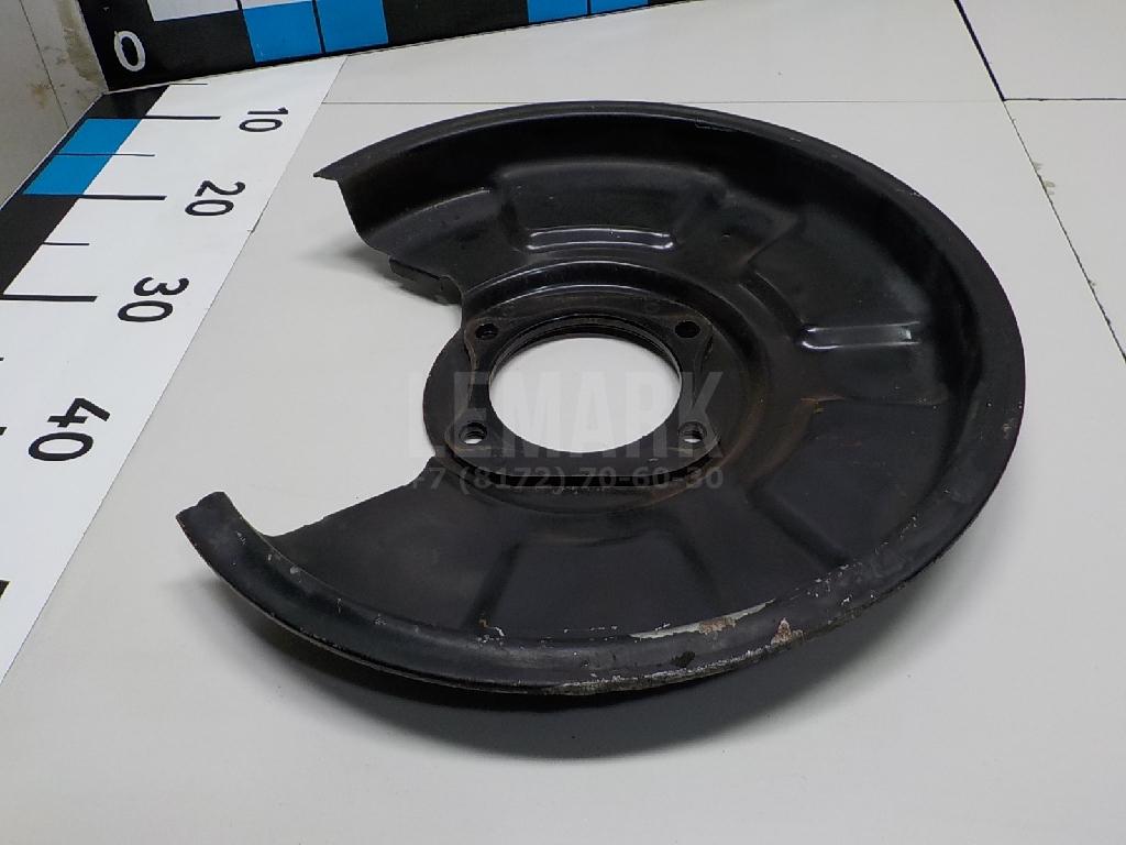 Щит опорный задний правый 58270D7100 Hyundai-Kia