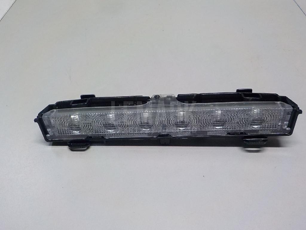 Фонарь задний (стоп сигнал) 6RU945087A VAG