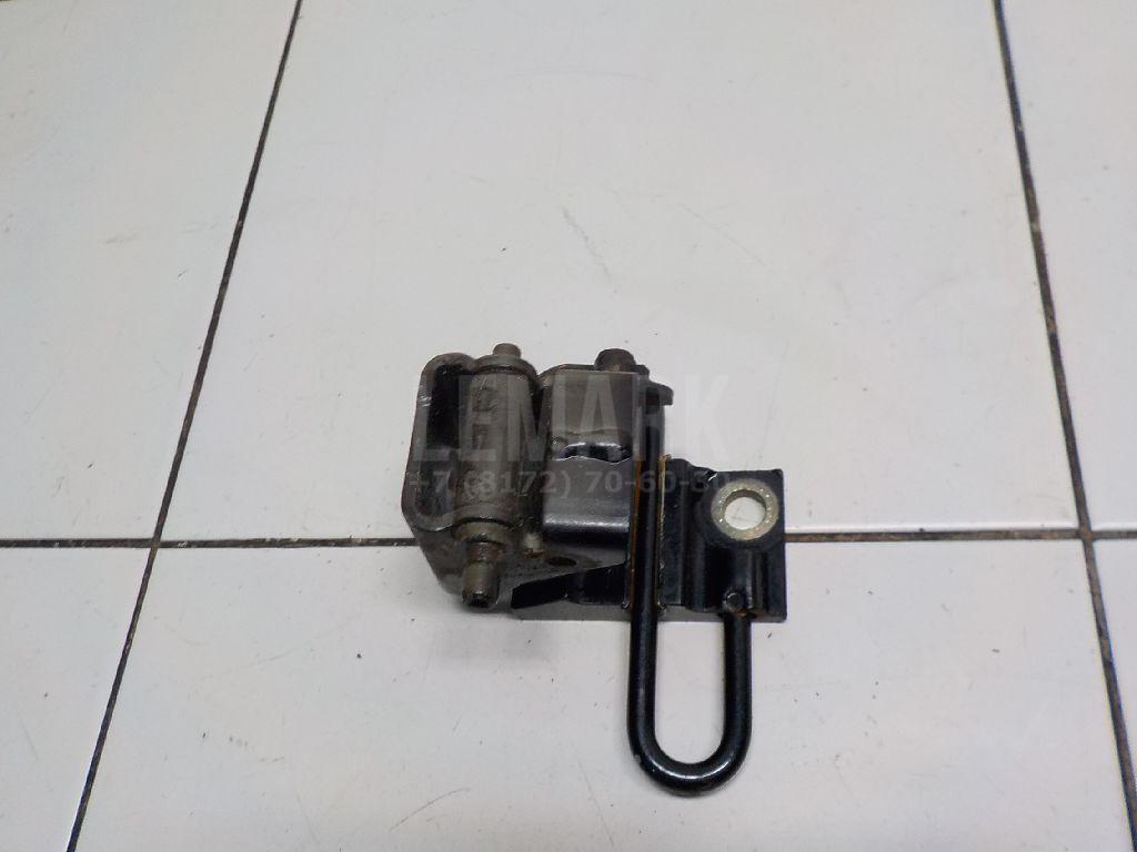 Петля двери задней левой нижняя 7L0833411 VAG