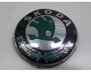 Эмблема для Skoda Octavia 1997-2000 с разбора состояние хорошее