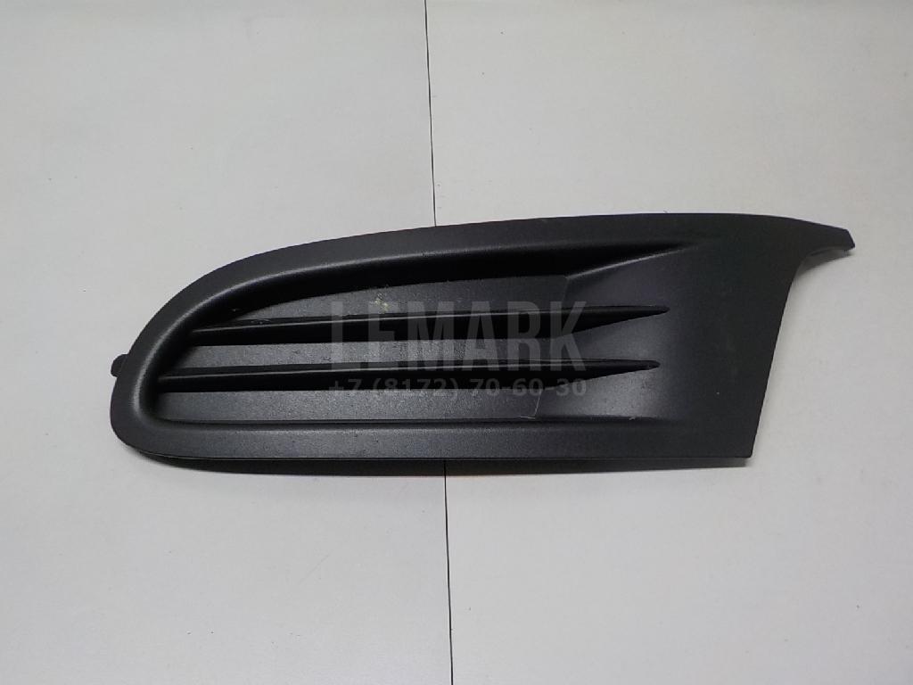 Решетка в бампер левая 5K0853665A9B9 VAG