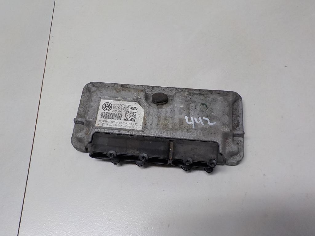 Блок управления двигателем 03C906024BD VAG