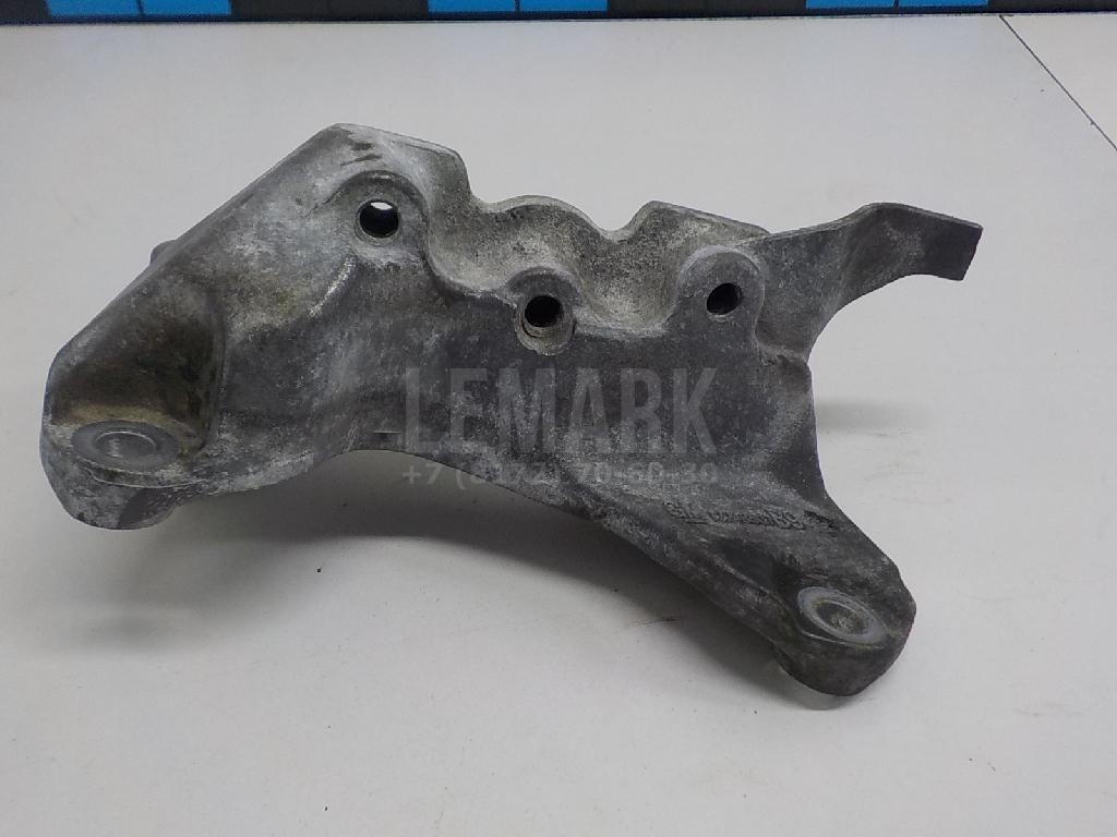 Кронштейн двигателя правый 13248507 GM