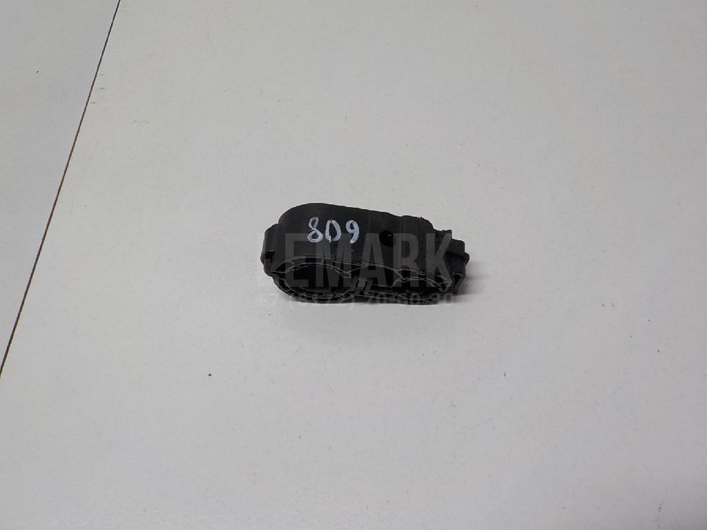 Хомут пластмассовый 1J0820774A VAG
