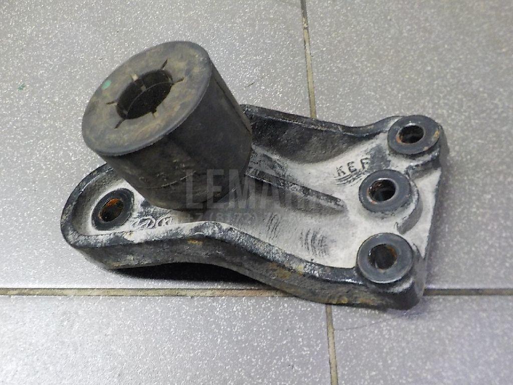Кронштейн опоры двигателя 218202Y600 Hyundai-Kia