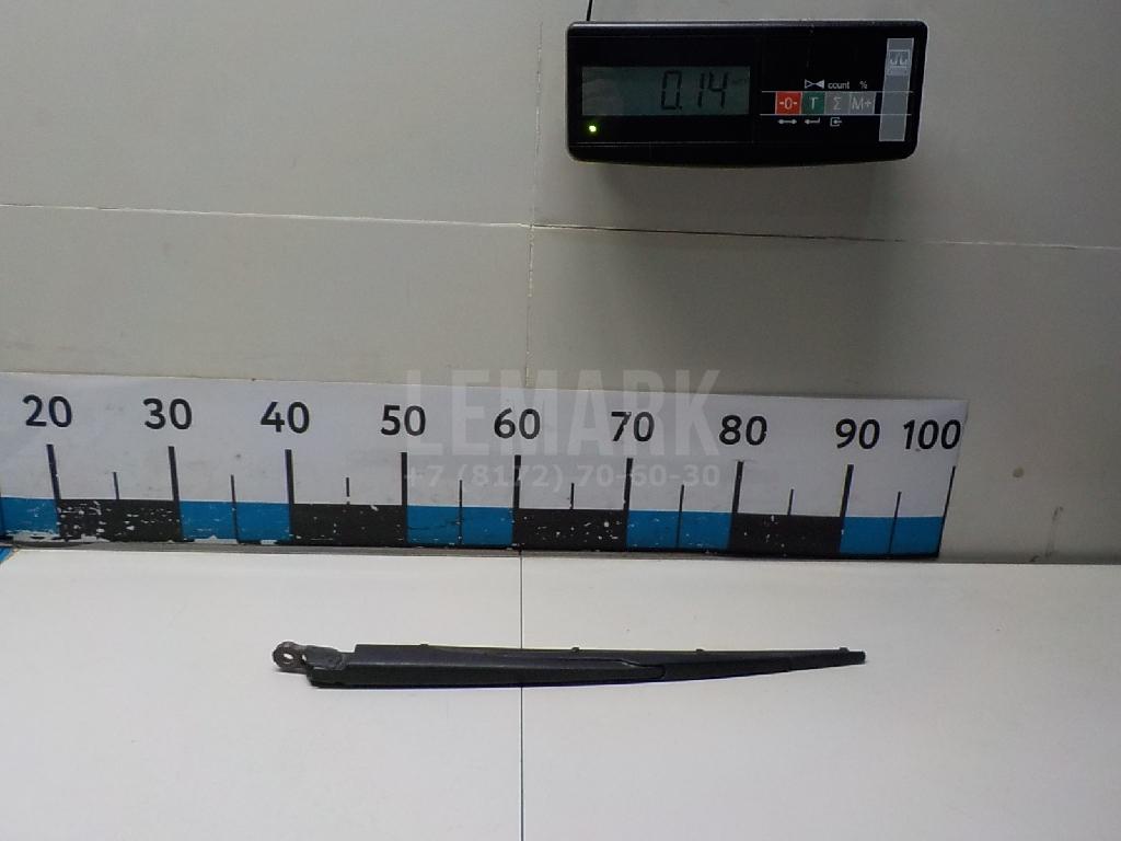 Поводок стеклоочистителя заднего