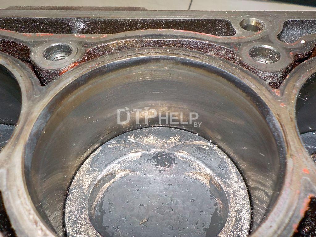 Фото Блок двигателя для Volkswagen Tiguan  2008